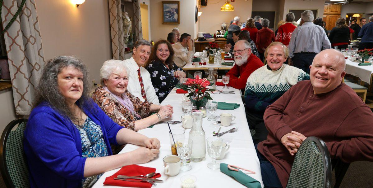 Altar-Rosary-Christmas-Dinner-Dec-2025-11