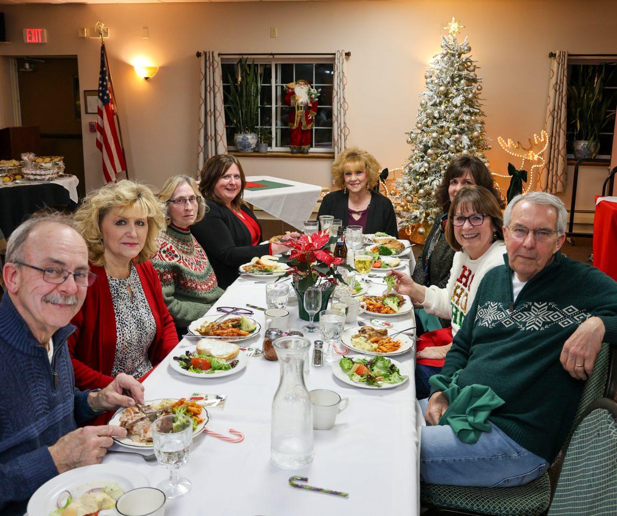 Altar-Rosary-Christmas-Dinner-Dec-2025-17