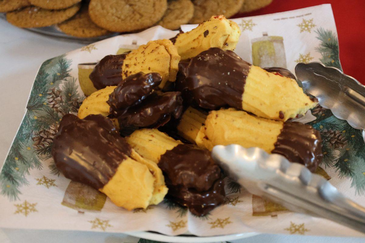 Altar-Rosary-Christmas-Dinner-Dec-2025-25