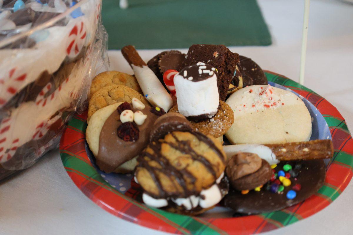 Altar-Rosary-Christmas-Dinner-Dec-2025-28