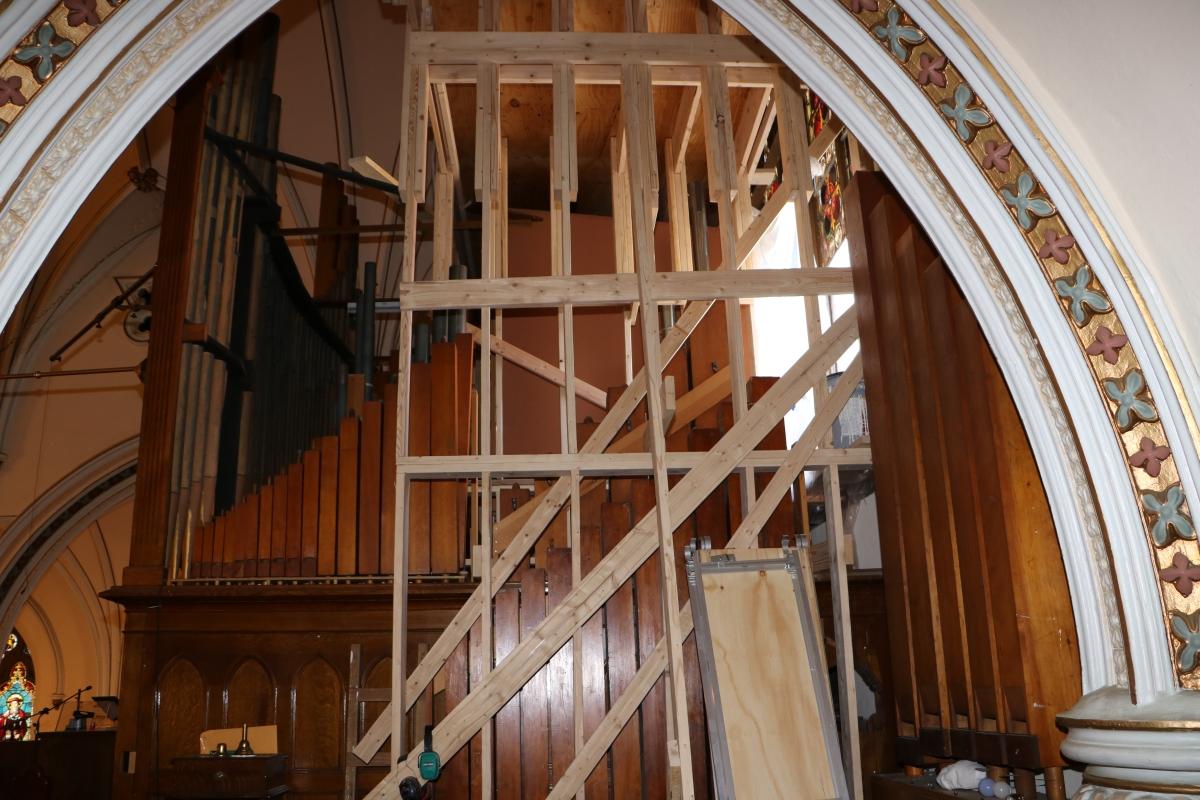 St-Peters-Organ-Window IMG 4737