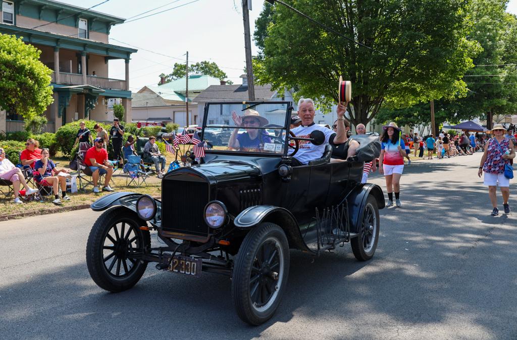 Sacred-Heart-Float-july-2026-51