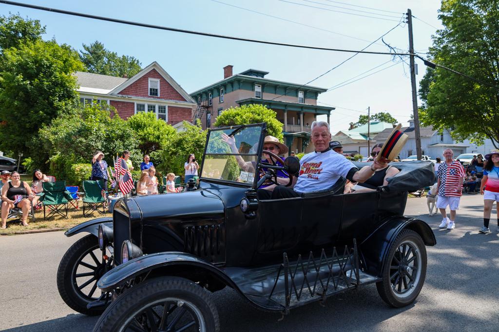 Sacred-Heart-Float-july-2026-52