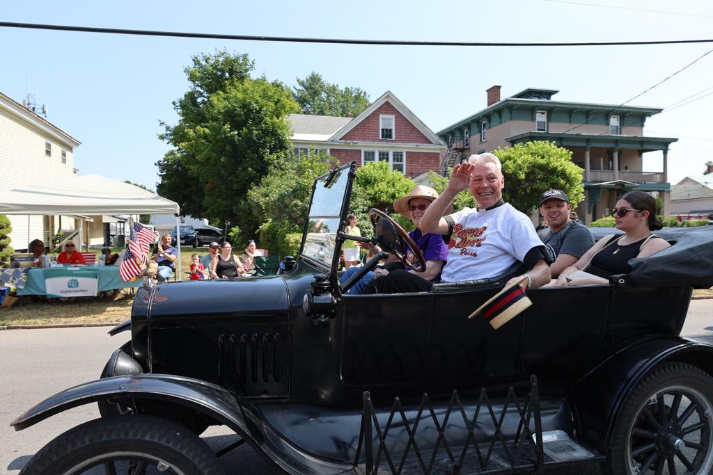 Sacred-Heart-Float-july-2026-55