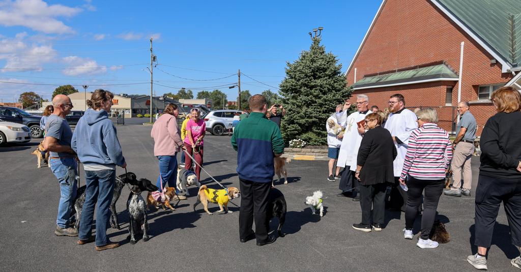 Sacred-Heart-Pet-Blessing-Oct-4-2026-33