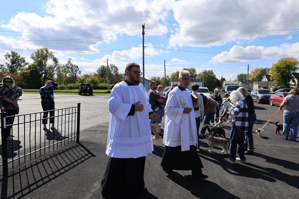 Sacred-Heart-Pet-Blessing-Oct-4-2026-45