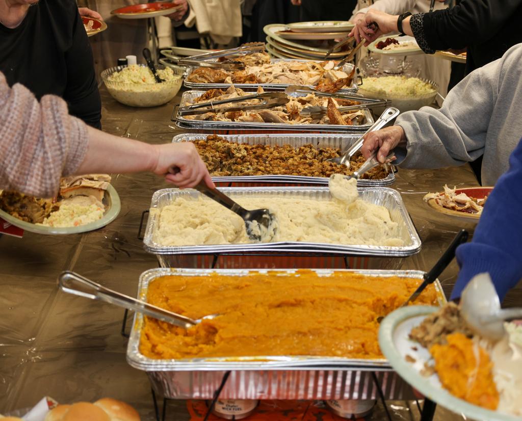 Thanksgiving-Dinner-St-Peters-Nov-18-2025-54