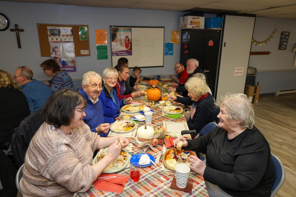 Thanksgiving-Dinner-St-Peters-Nov-18-2025-63